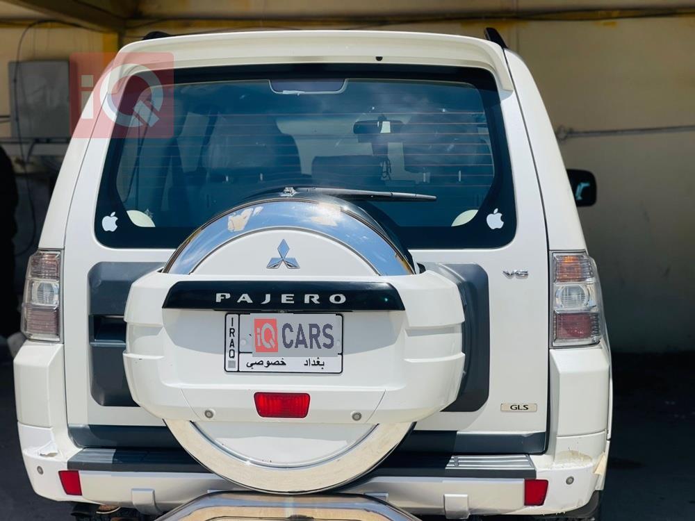 ميتسوبيشي باجيرو